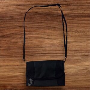 Freestyle Black Crossbody Bag‎ Small Flap Snap Closure Adjustable Strap